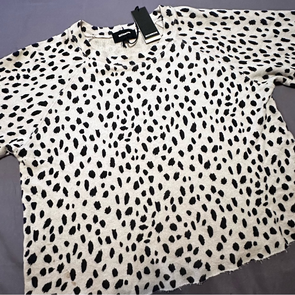 MONROE New w/ Tag SS Rounded Neckline Light Gray w/ Black DALMATIAN Pattern XS